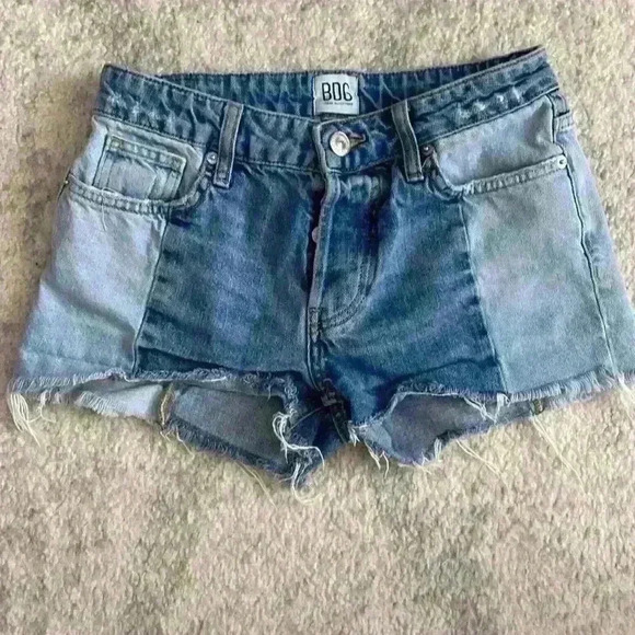 BDG 2 tone shorts - Picture 2 of 4